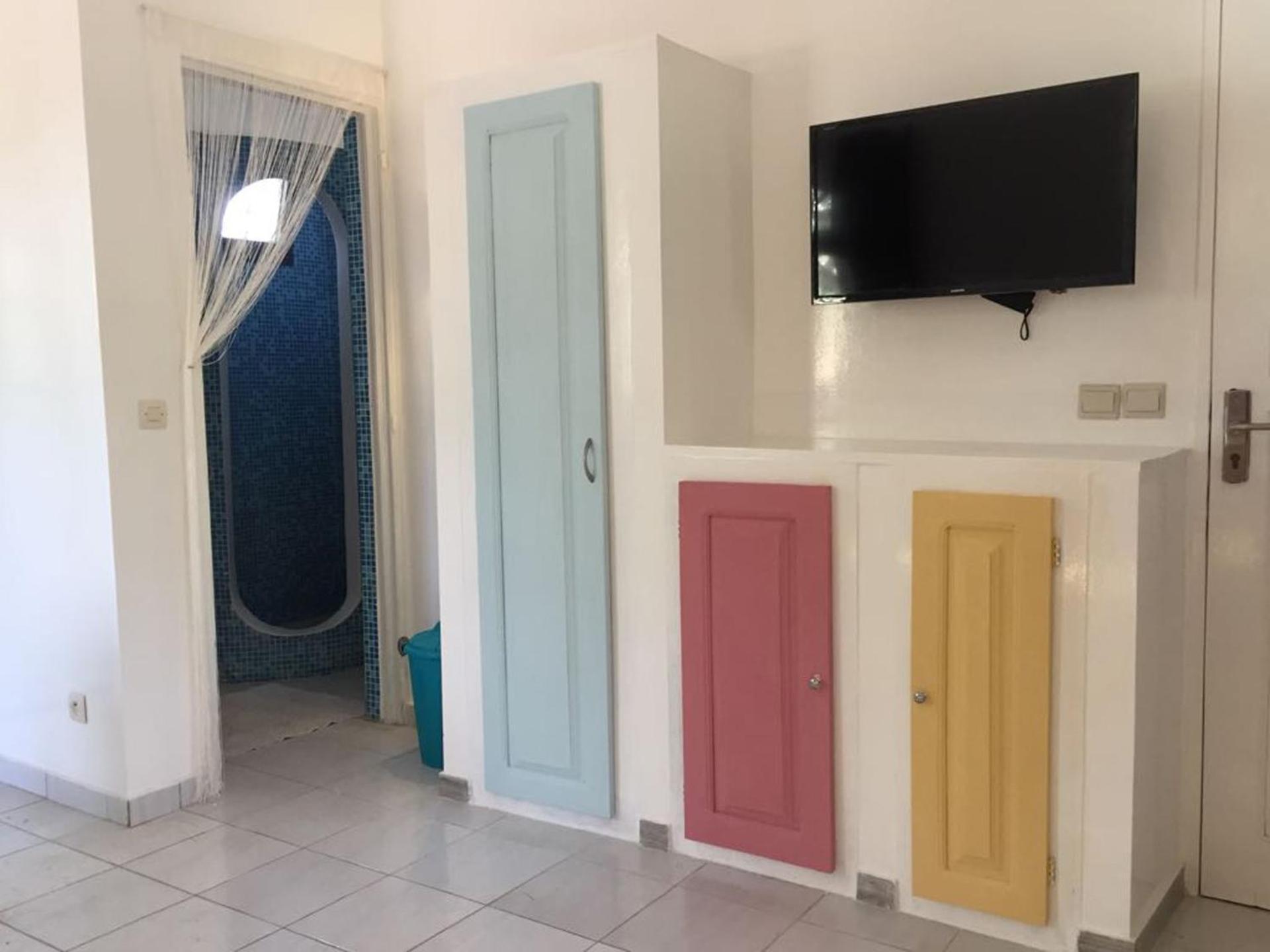 Studio Lipstick Saly Exterior foto